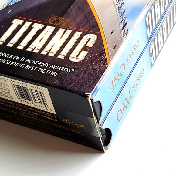 Titanic VHS 2-Tape Set 1997 Edition by Paramount, Directed by James Cameron - Picture 6 of 10